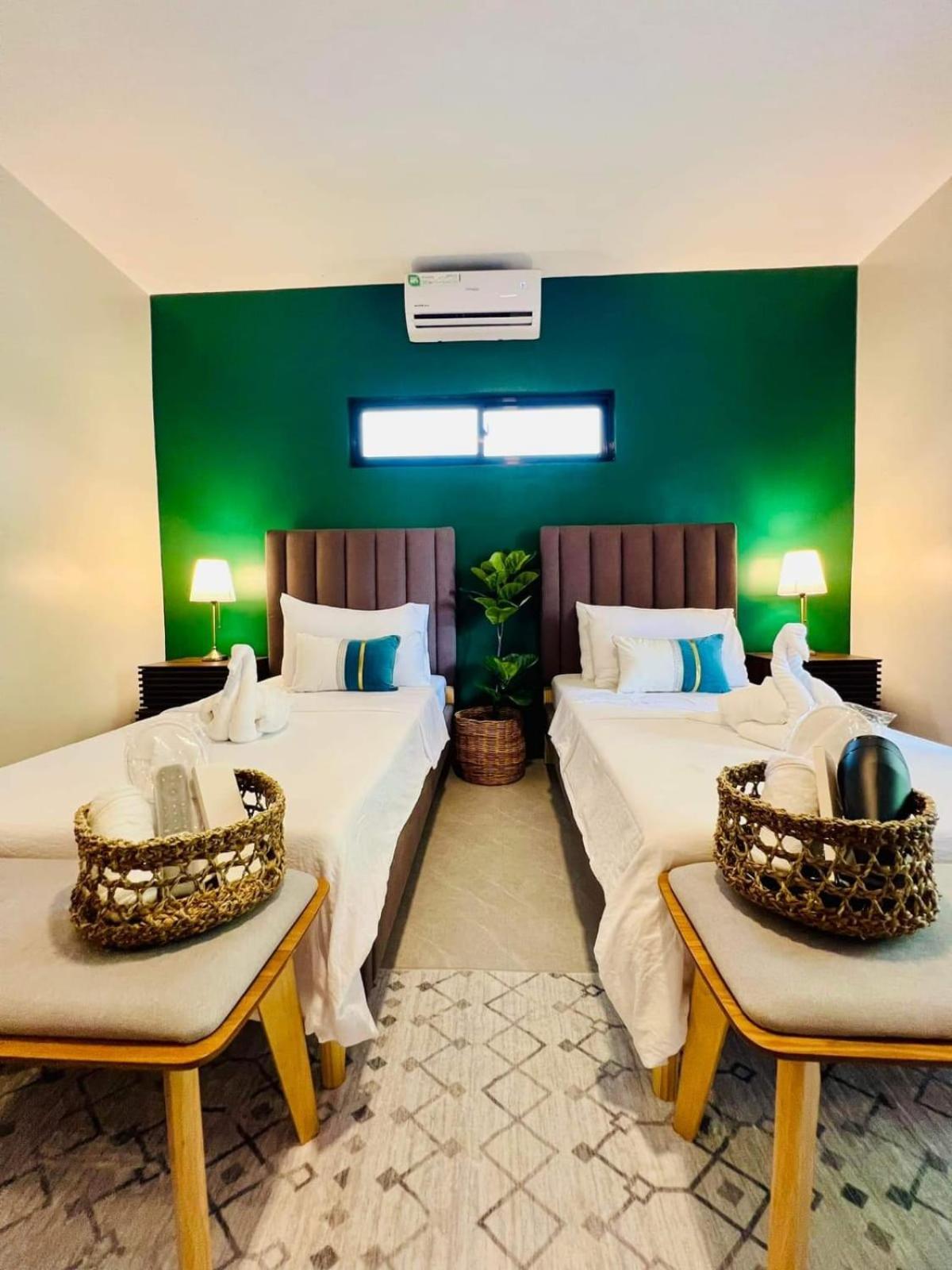 Tambisan Resort Сан-Хуан Экстерьер фото
